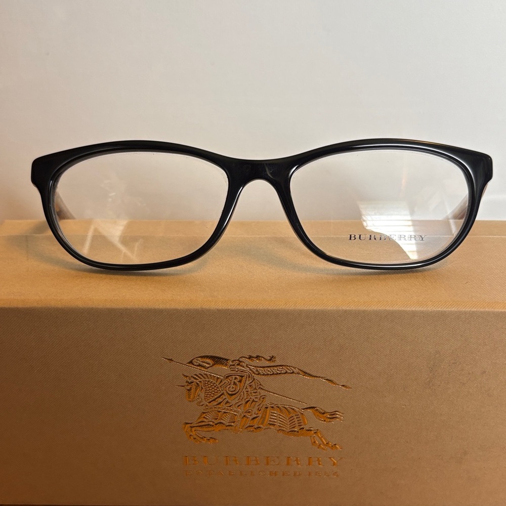 Burberry Classic Black Glasses